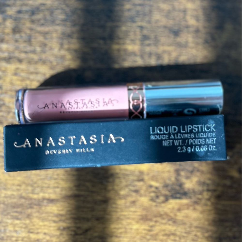 Dose of Colors, Anastasia, Clinique Lipstick, Appeal Liquid Lipstick Bundle of 4 - Picture 5 of 5